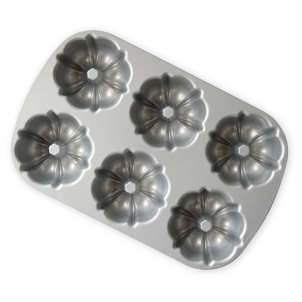 Nordic Ware Classic Bundtlette Cake Pan - Image 2