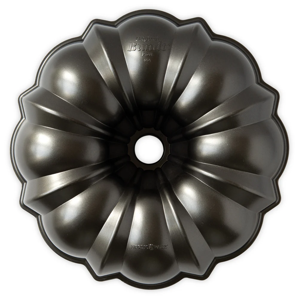 Nordic Ware Original ProCast Bundt Pan - Image 2