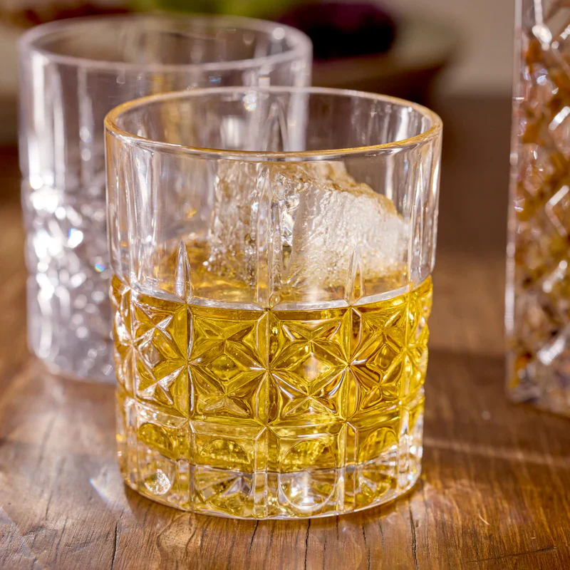ONEIDA Apollo 5-Piece Whiskey Set - Image 4