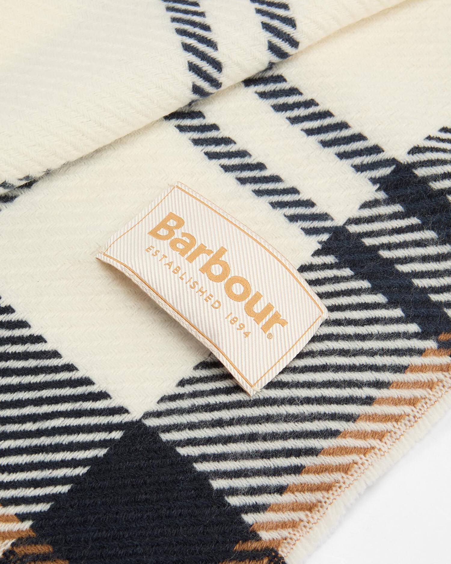 Barbour Womens Pendle Beanie & Blair Scarf Gift Set - Image 7