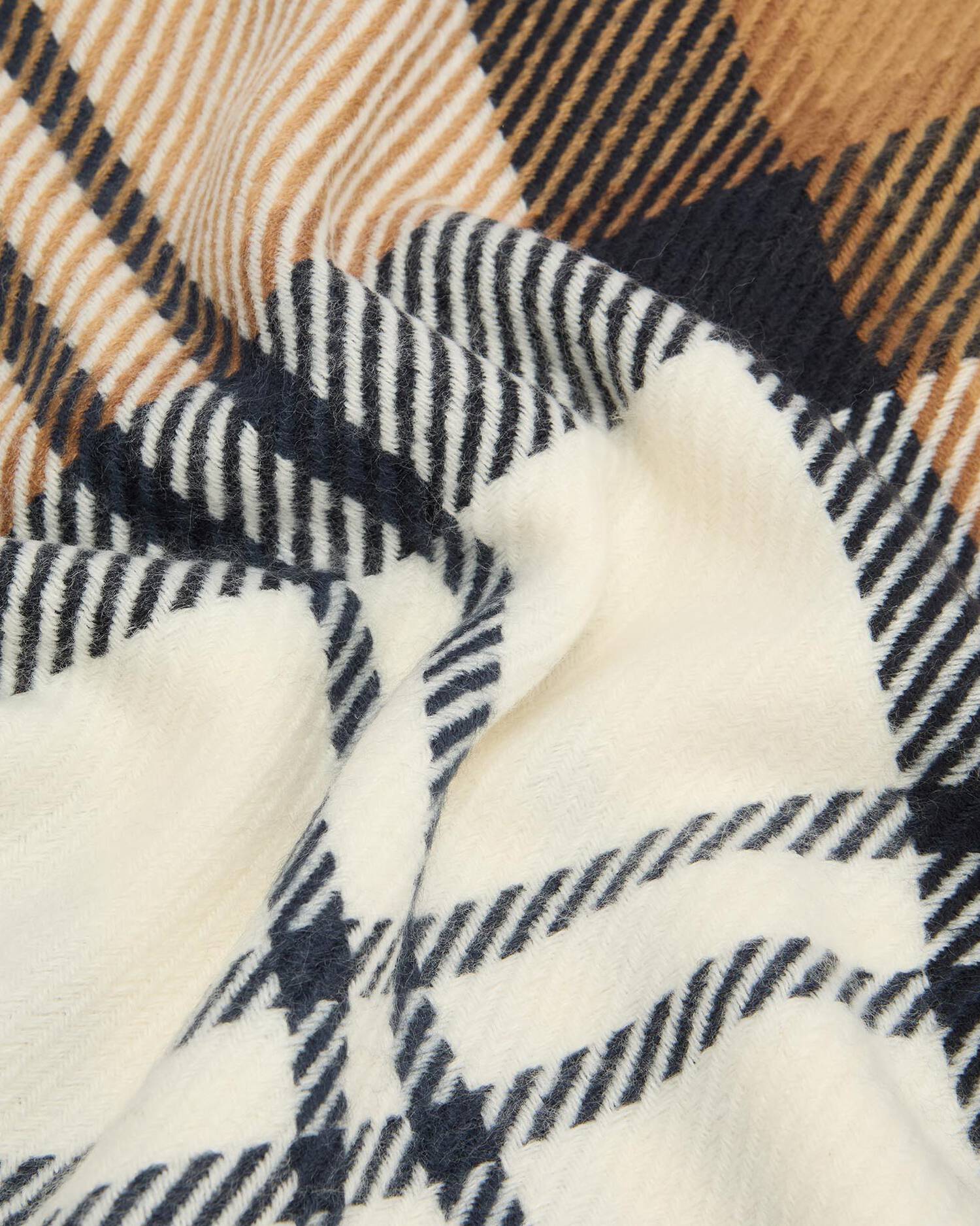 Barbour Womens Pendle Beanie & Blair Scarf Gift Set - Image 8