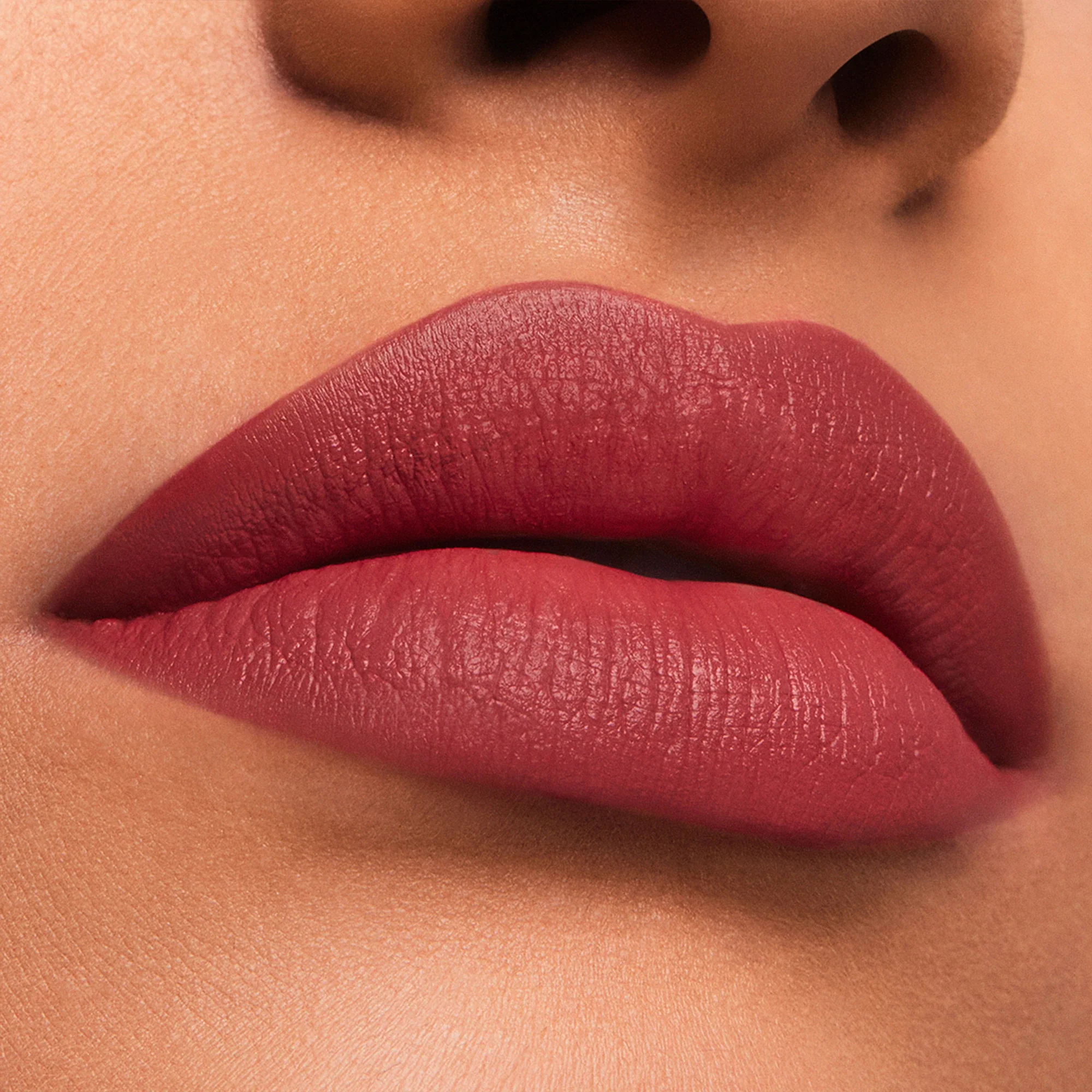 Estée Lauder Pure Color Matte Lipstick - Rebellious Rose - Image 3