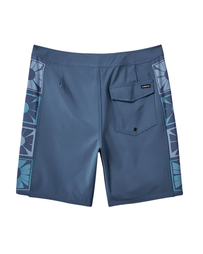 Quiksilver Mens Surfsilk Arch 19" Boardshorts - Image 2