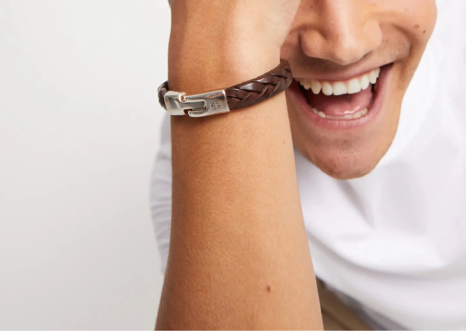 UNOde50 Ser Natural Brown Leather Braided Bracelet - XLarge - Image 3