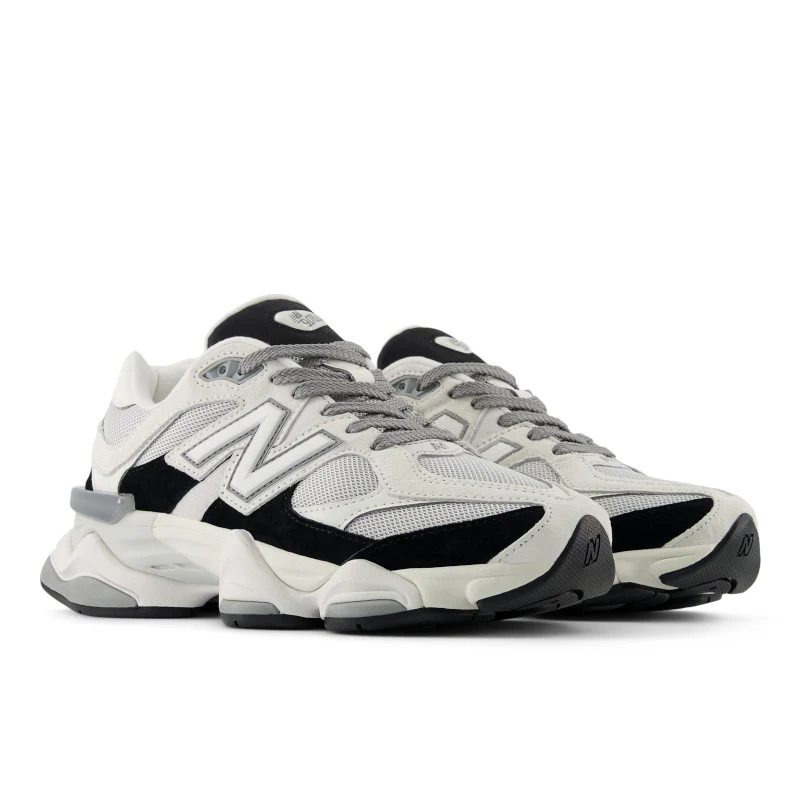 New Balance 9060 Shoes - Image 2