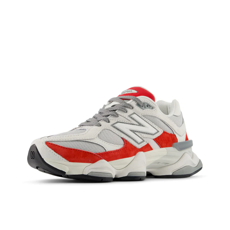 New Balance 9060 Shoes - Image 2