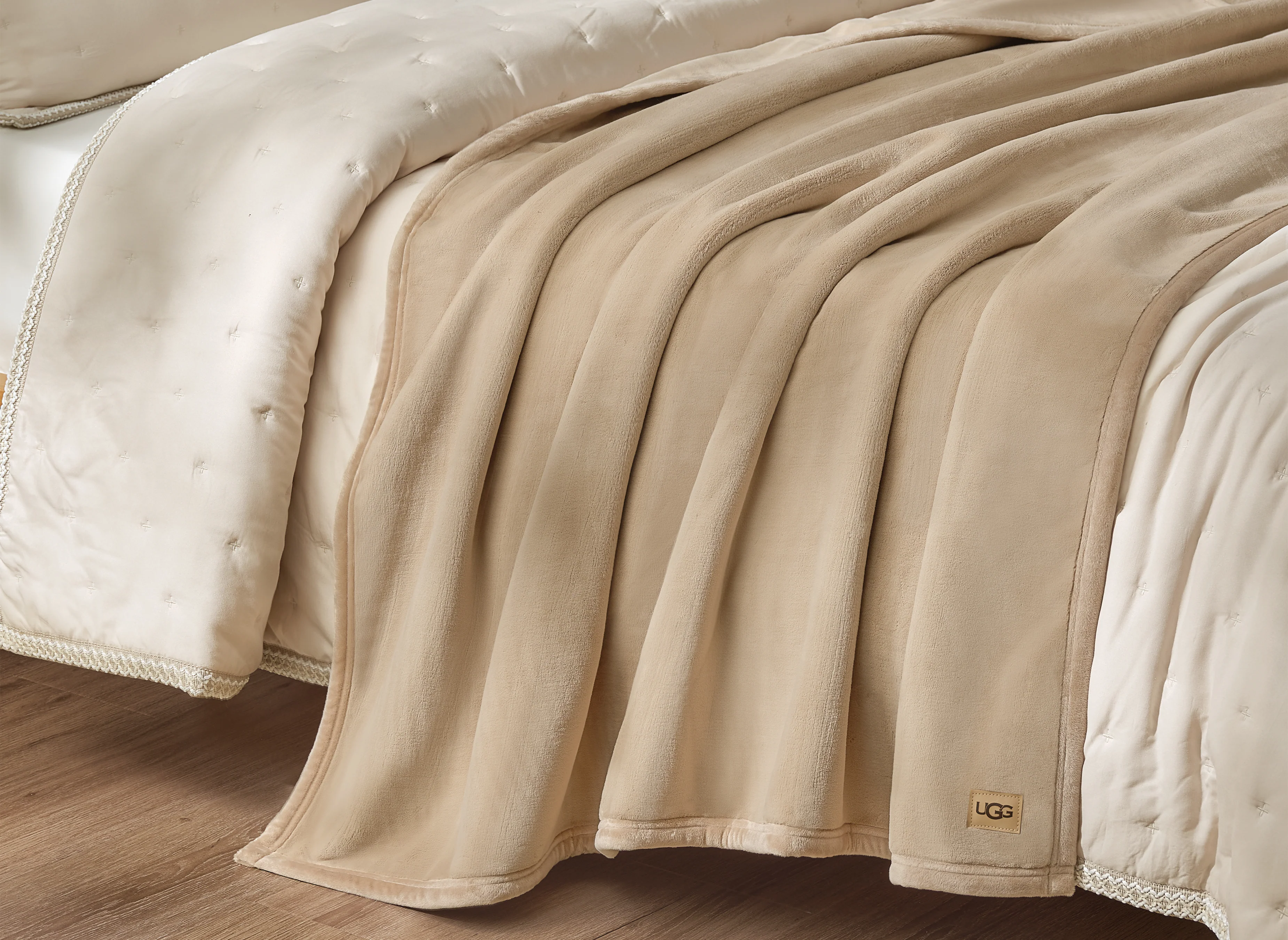 UGG Coco Throw Blanket - Mustard Seed - Image 7