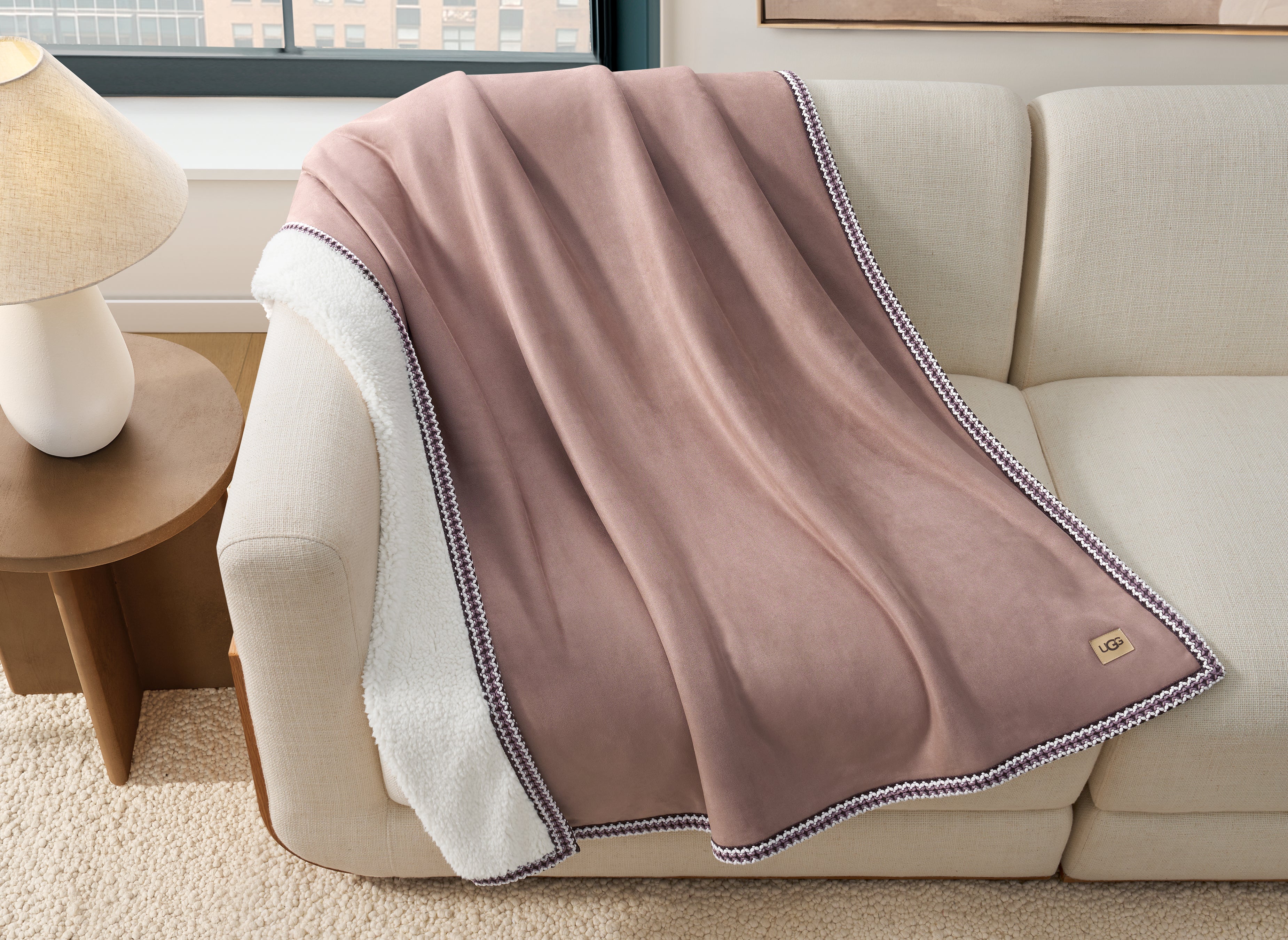 UGG Kirkwood UGGBraid Throw Blanket - Rosewood - Image 4