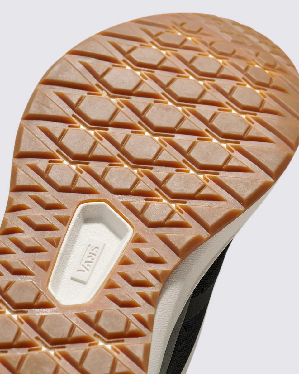 Vans MTE Ultrarange 2.0 Sneakers - Unisex Sizing - Image 7