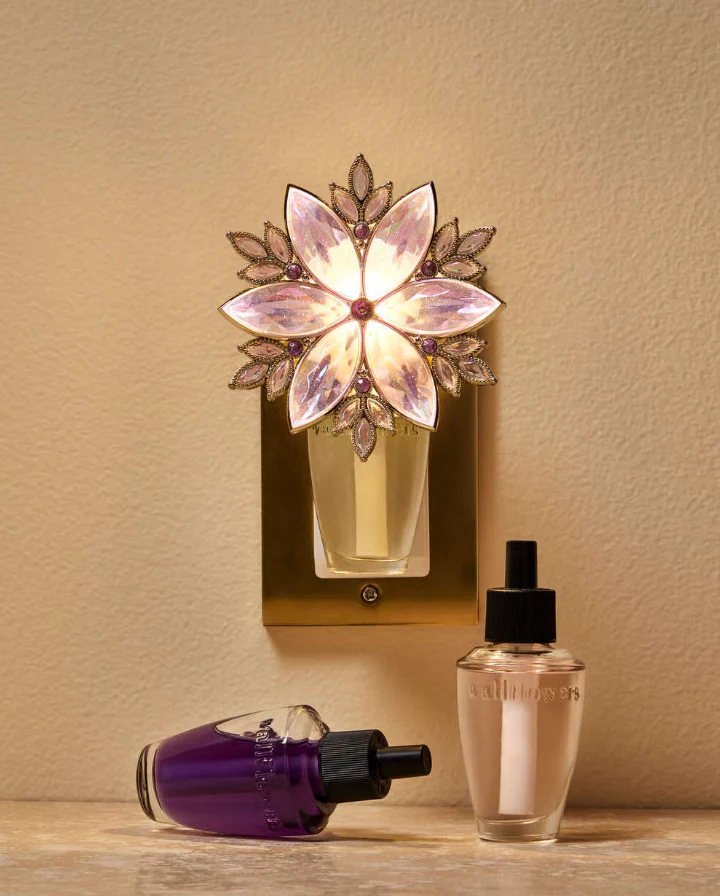 Bath & Body Works Crystal Burst Scent Control Nightlight Wallflowers Fragrance Plug - Image 4