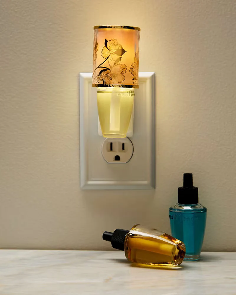 Bath & Body Works Wallflowers Fragrance Plug - Floral Scent Control Nightlight - Image 4
