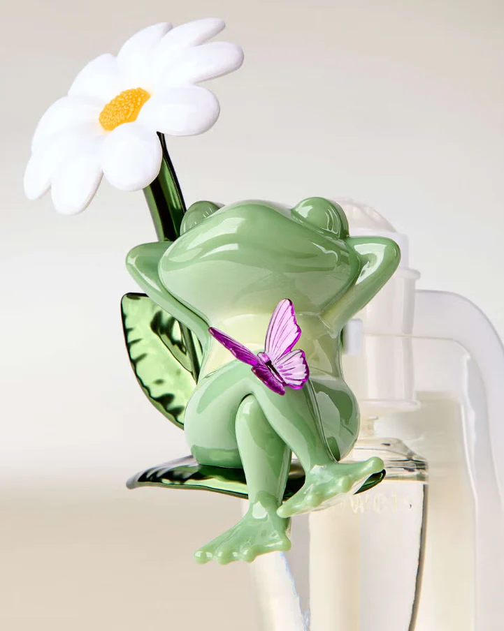 Bath & Body Works Frog with Flower Scent Control Nightlight Wallflowers Fragrance Plug - Image 3