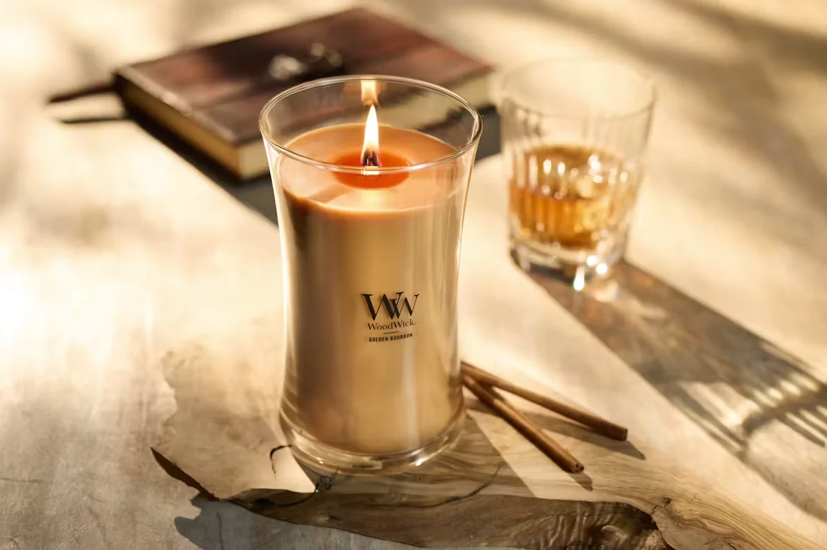 WoodWick Large Hourglass Candle - Golden Bourbon - Image 4