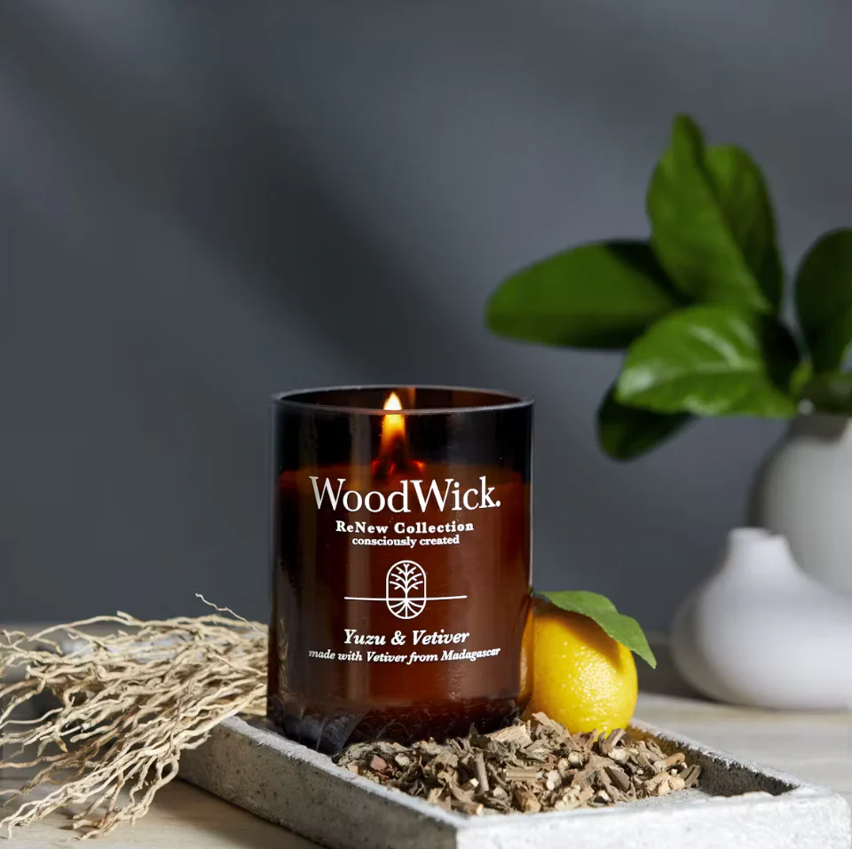 WoodWick Large ReNew Candle - Yuzu & Vetiver - Image 2