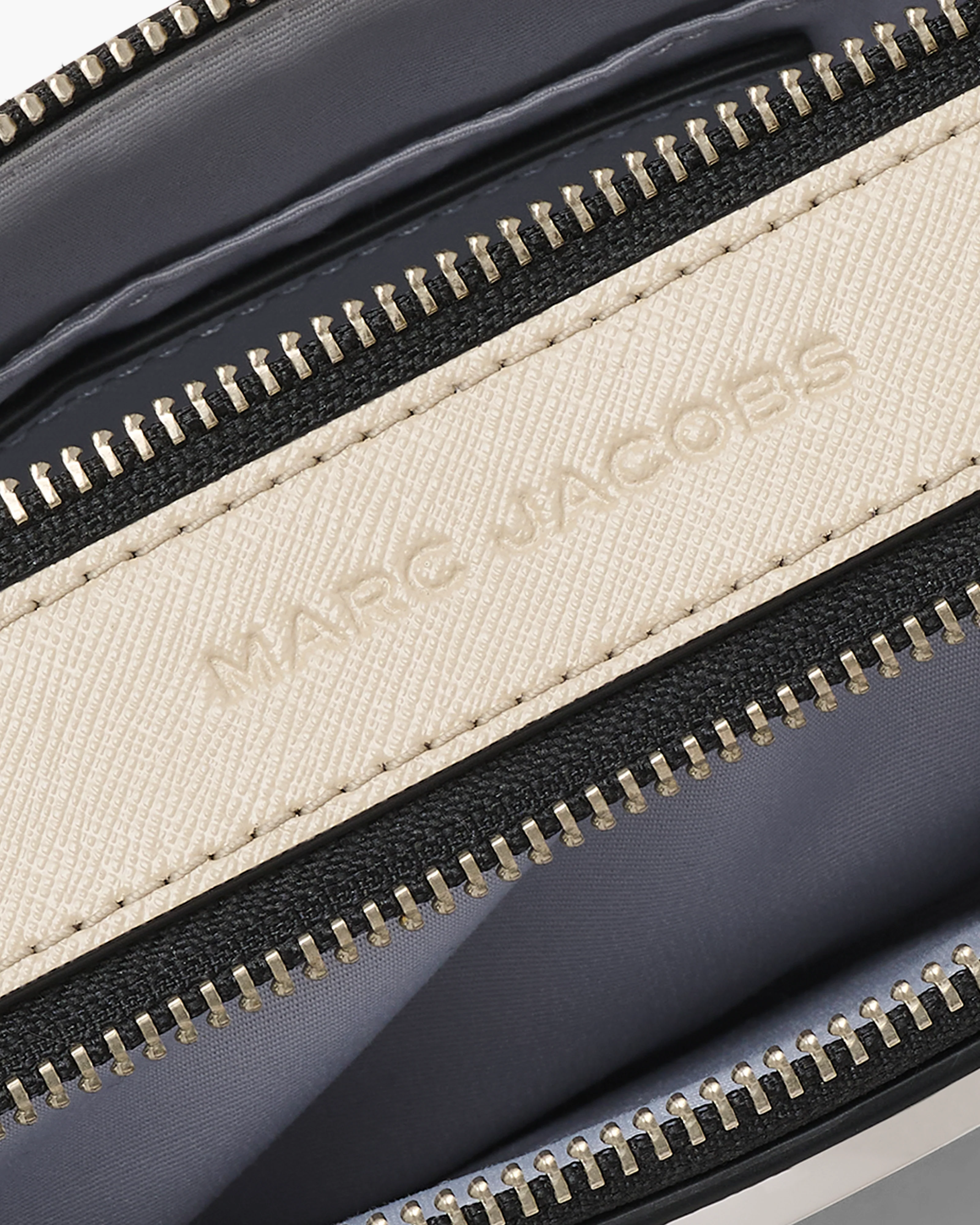 Marc Jacobs The Colorblock Chain Snapshot Crossbody Handbag - Image 7