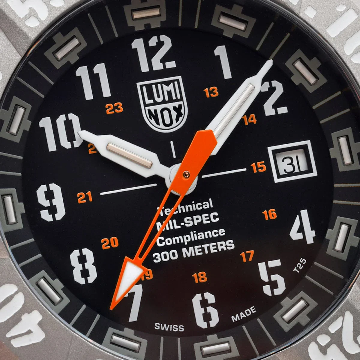 Luminox Mil-Spec Military Dive Watch - 46mm - Image 5