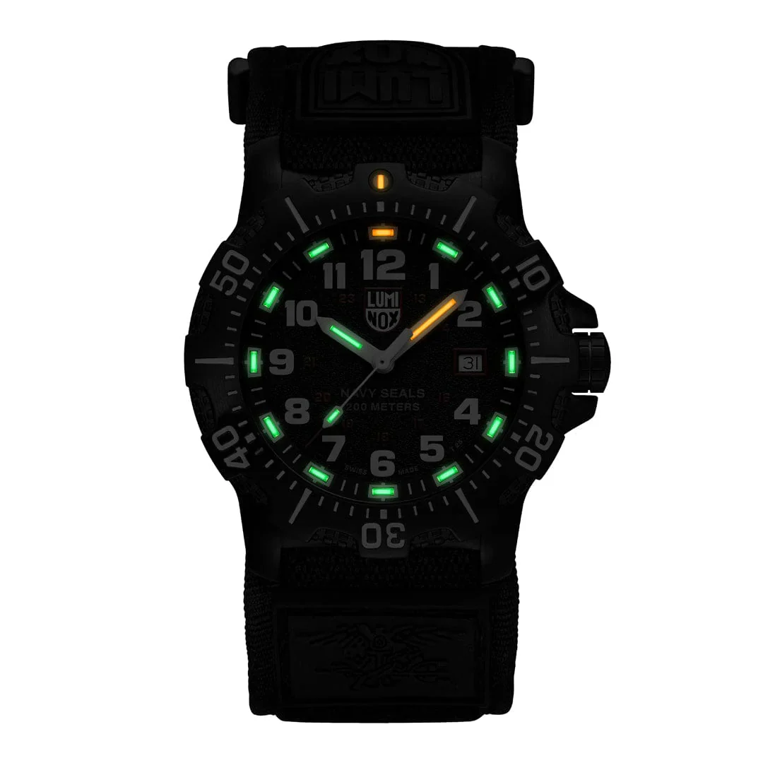 Luminox Navy SEAL 4230 Military Dive Watch - 45mm - Image 4