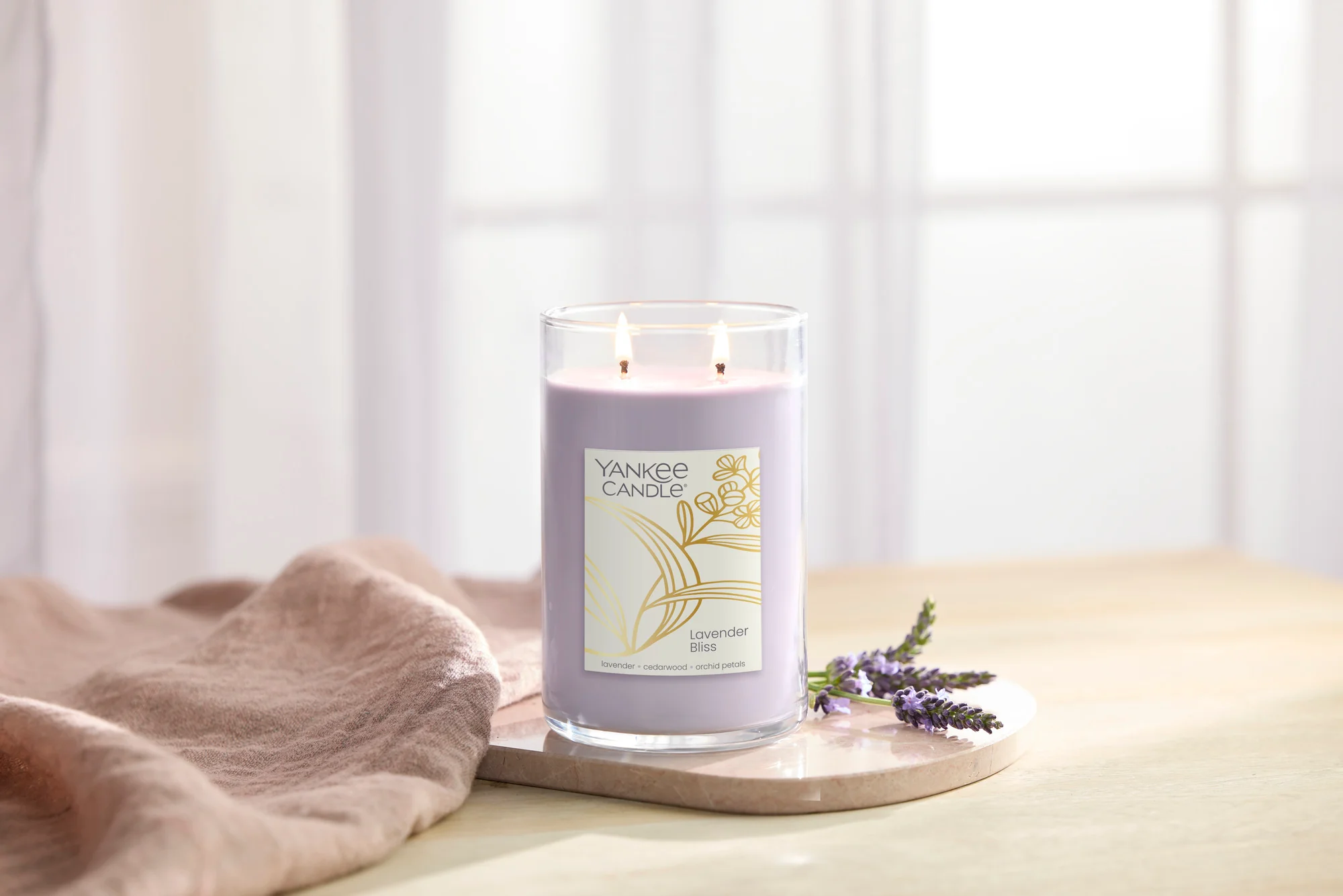 Yankee Candle Signature Large Tumbler Candle - Lavender Bliss - Image 3