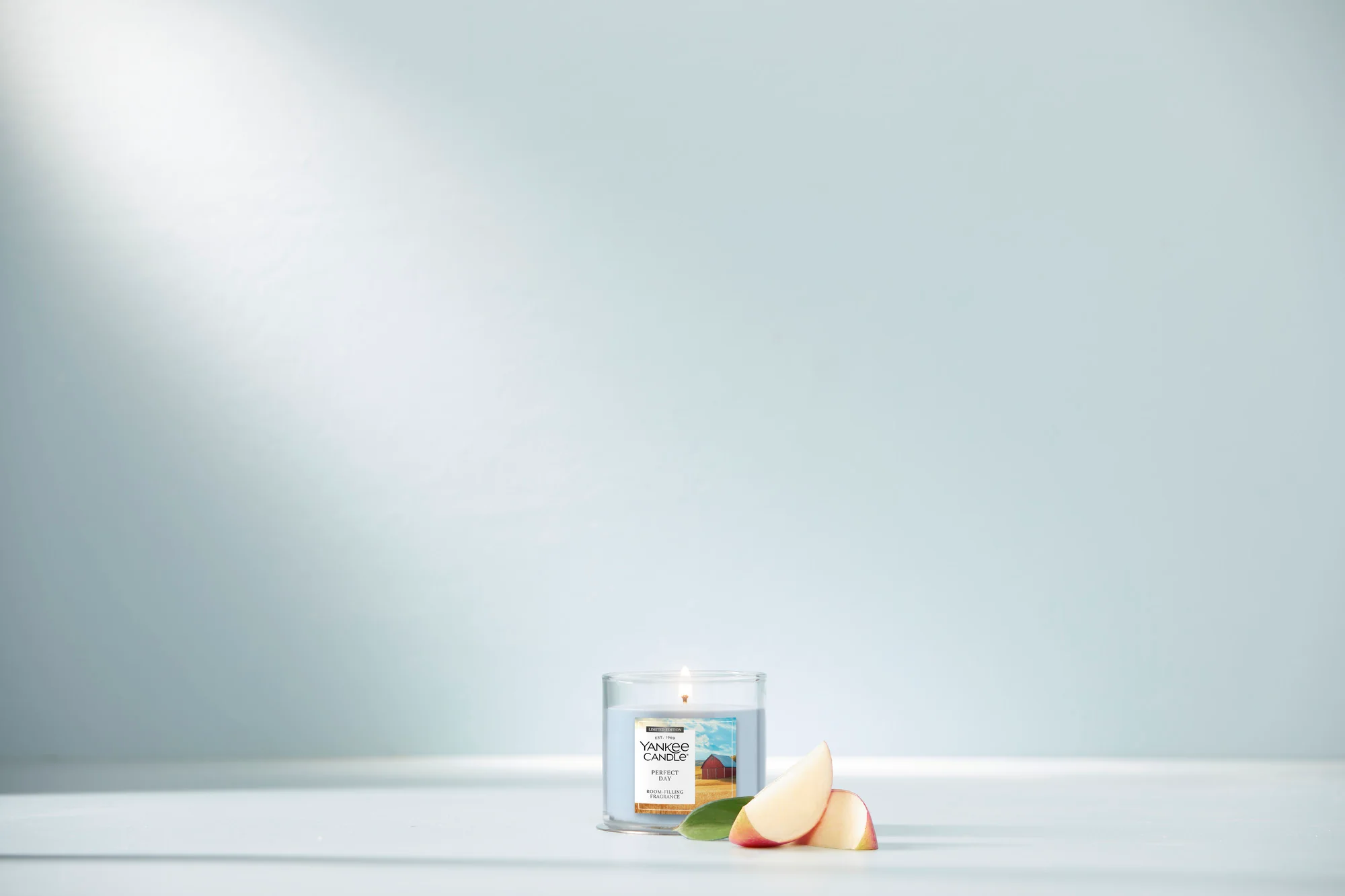 Yankee Candle Small Tumbler Candle - Perfect Day - Image 2
