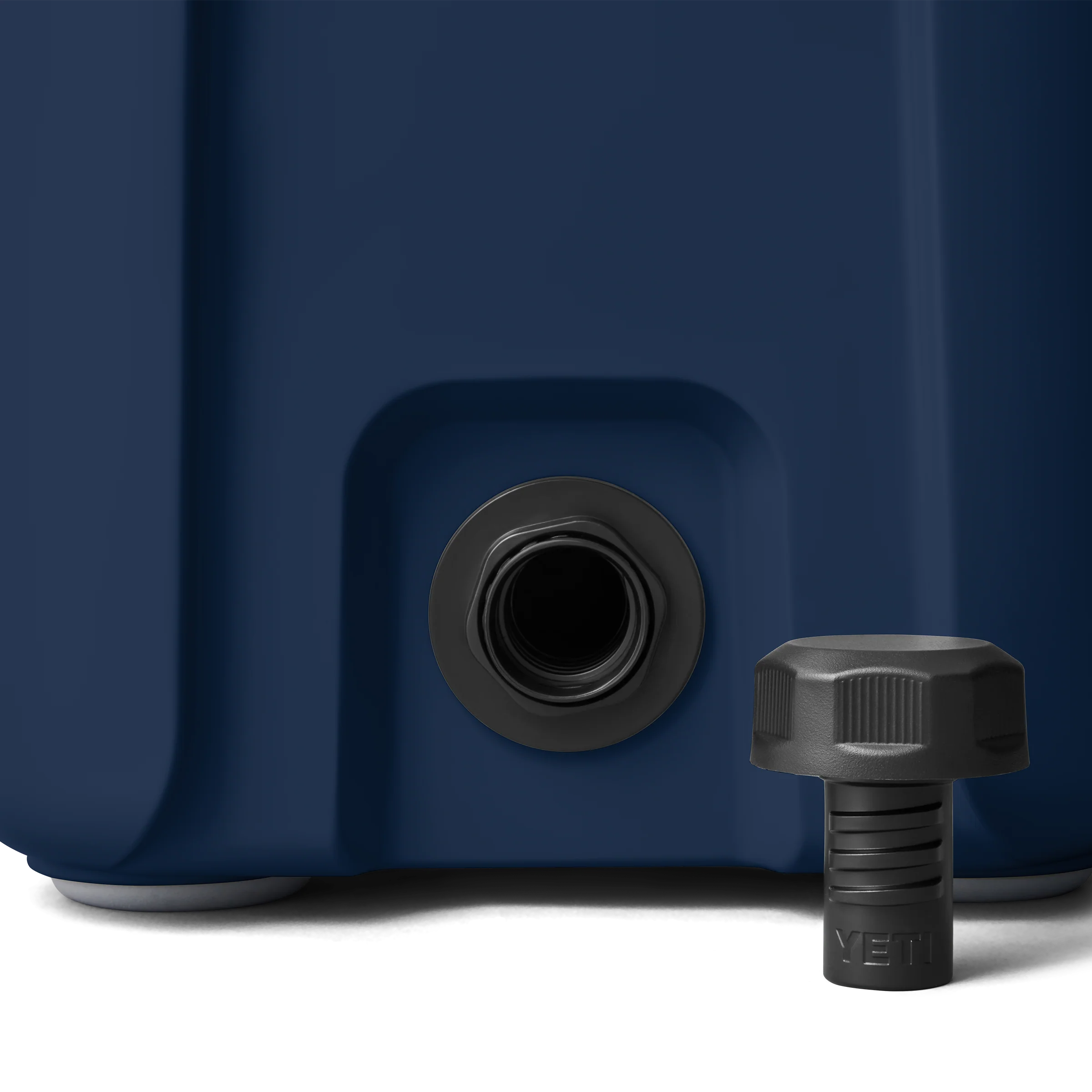 YETI Roadie 15 Hard Cooler - Image 6